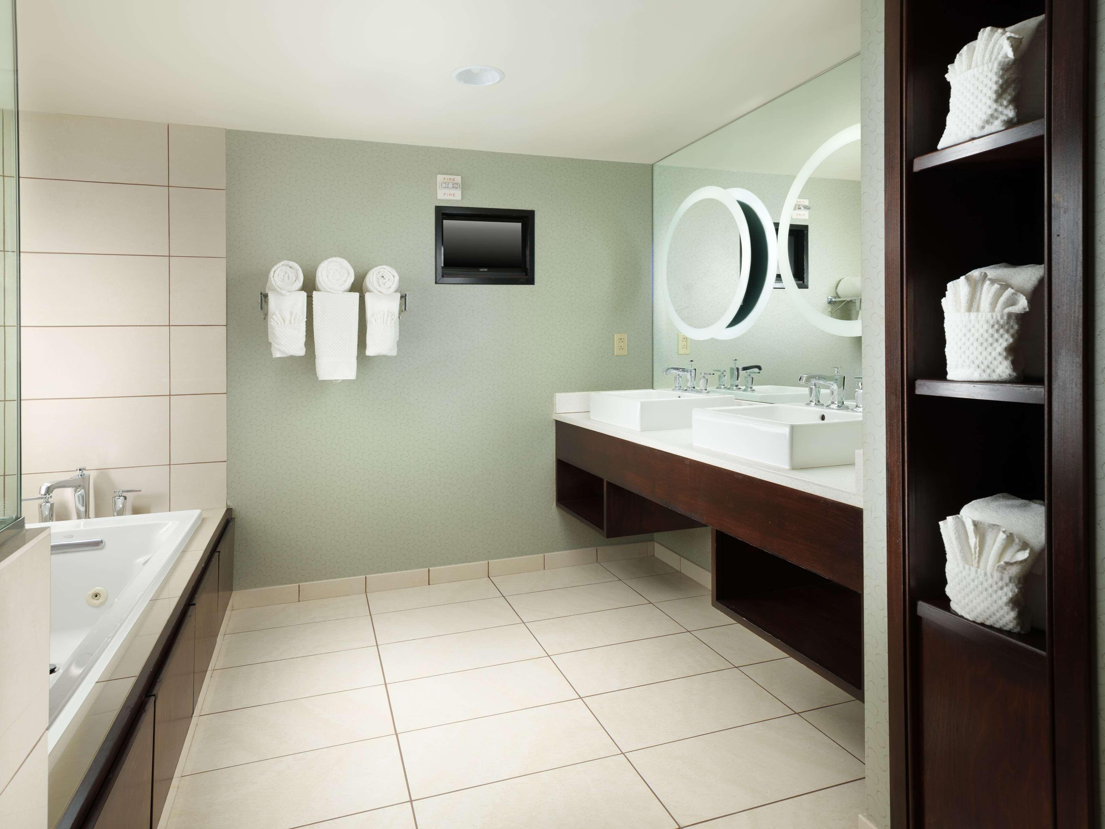 Doubletree By Hilton Hotel Chattanooga Downtown מראה חיצוני תמונה