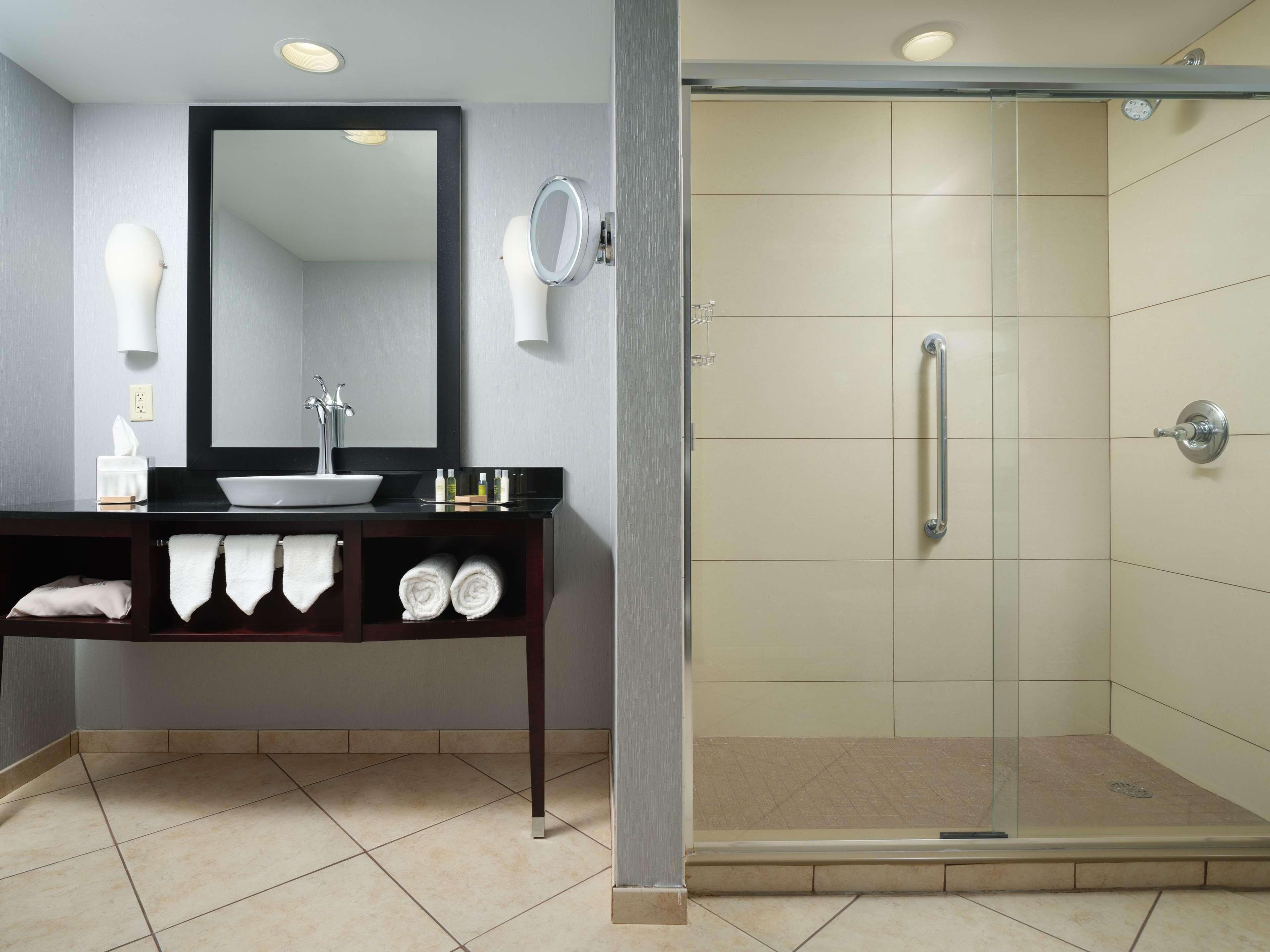 Doubletree By Hilton Hotel Chattanooga Downtown מראה חיצוני תמונה