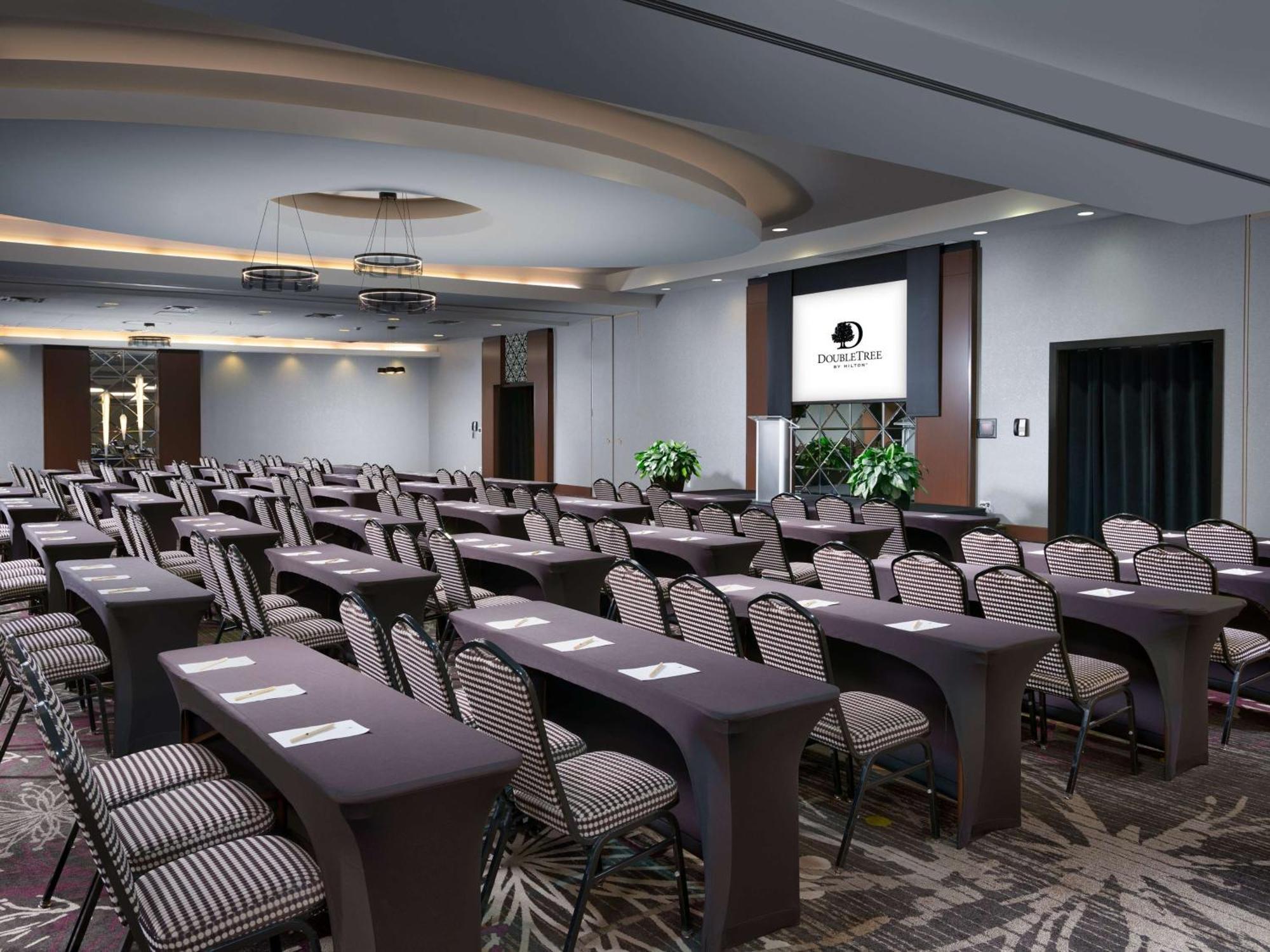 Doubletree By Hilton Hotel Chattanooga Downtown מראה חיצוני תמונה